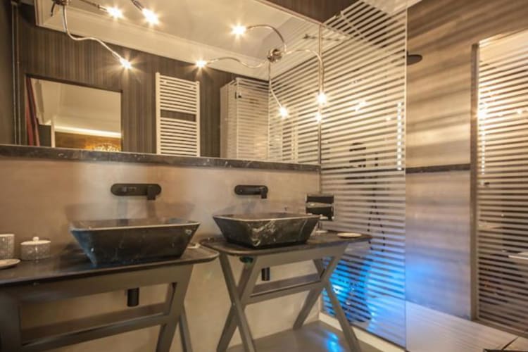 Prestige bathroom